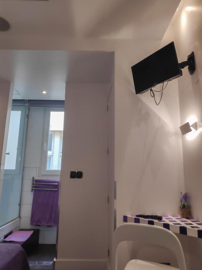 Hostal Santa Ana Colors Madrid Eksteriør billede
